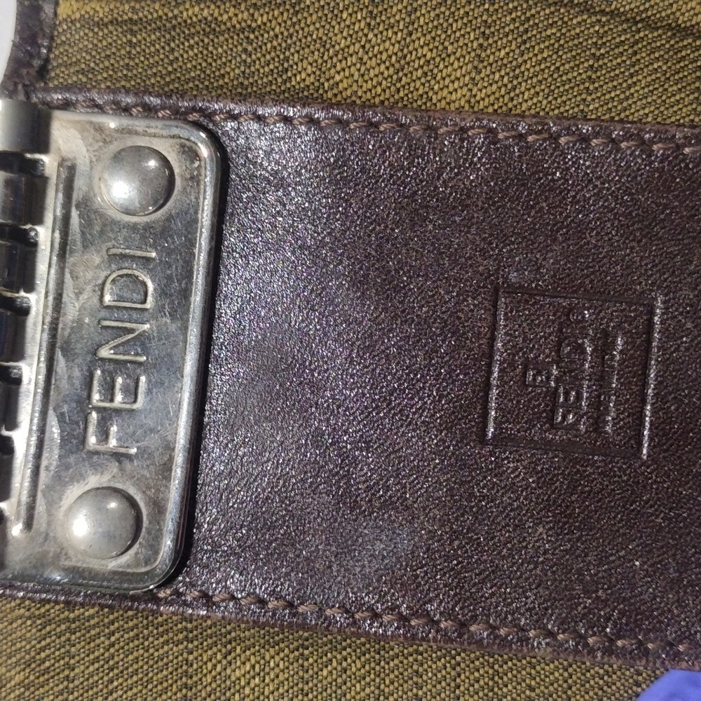 Vintage Fendi Zucca Monogram Leather Key Case – 6 Hooks Luxury Broen Wallet #02 - Picture 9 of 10